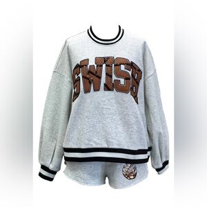 QUEEN OF SPARKLES Gray basketball shorts only